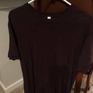 Men’s Maroon Lululemon Athletic T-Shirt- XL